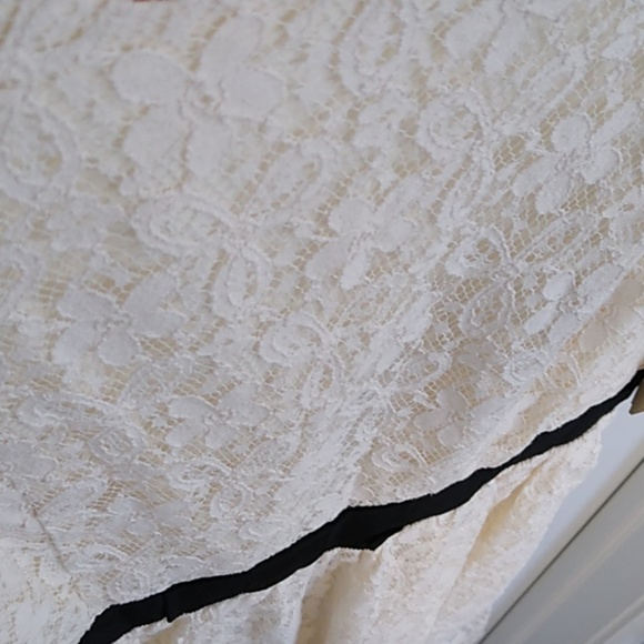 Dress - Picture 5 of 7